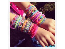 Rainbow-Loom-Instructions-Accessories.jpg