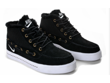 2012 Winter Suede with Fur Nike.png