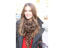 clara-alonso-and-louis-vuitton-stephen-sprouse-leopard-stole-gallery_enl11_enl.jpg