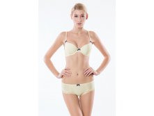 T-SHIRT BRA - 644+%; HIPSTER - 380+%