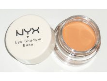 NYX    Eyeshadow Base ESB03 Skin Tone 320