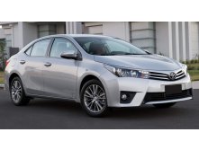 Avtomobil-toyota-corolla.jpg