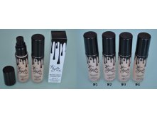   Kylie Matte Liquid Foumdation 35ml. mix 4.