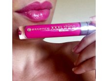 Essence-popping-pink-lipgloss.jpg