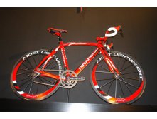 pinarello_bike_motion_2010_door_italiaanse_racefietsen_dsc09497.jpg