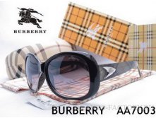 Burberry 540  3.jpg