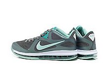 nike_air_max_lebron9_low_05_mid 2500.jpg