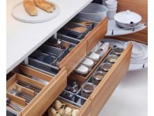 modern-ikea-2010-kitchen-design-ideas-01.jpg