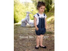 http://www.aliexpress.com/item/2013-pressure-pleated-denim-overalls-T-shirt-set-2set-2681/726730194.html