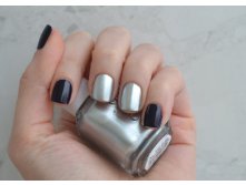 Anny Drama queen + Essie No Place like chrome2.JPG