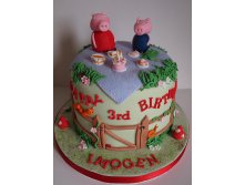 Peppa-Pig-Cakes1.jpg