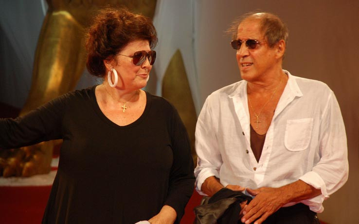 Клаудиа мори и адриано челентано. Жена челентано клаудия мори. Клаудия мори. Жена адриано челентано клаудия мори. Клаудиа мори и адриано челентано сейчас.