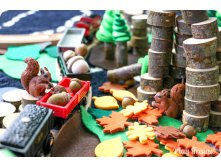 Squirrel-Train-Small-World-6.jpg