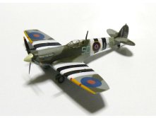 F-Toys WKC4 Spitfire RAF 1.jpg