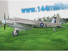 F-Toys DH-98 Silver 3.jpg