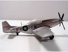 Bandai P-51D 4.jpg