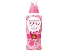 LION Кондиционер для белья "Soflan Aroma Natural" с натуральным цветочным ароматом