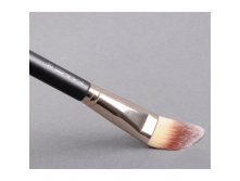 190  Foundation Brush.JPG