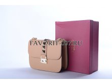 r-Bags-Valentino-04...jpg