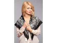 0015 chic black (2). Полиэстер. 90х90. So-ph-ie Ra-ma-ge. Италия. 250 руб.jpeg