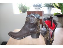 Cesare Paciotti, 41, 