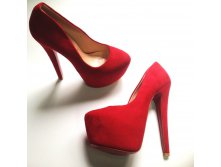 - Christian Louboutin    4 .jpg