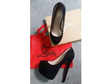 - Christian Louboutin    4 .jpg