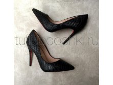  Christian Louboutin  10   .jpg