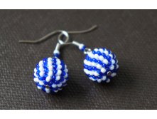 Серьги-бусины из бисера. 200 руб.