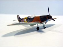 Bandai Spitfire Mk.1 b.jpg