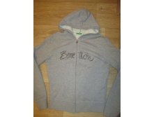 Толстовка Benetton, р.40-42, 500 руб.