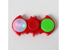 ИГРУШКА-АНТИСТРЕСС СПИННЕР SPINNER LED БЭТМЕН КРАСНЫЙ, САЛАТОВЫЙ, СИНИЙ 130руб