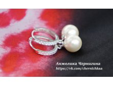 Изумительные серьги из бусин и китайского серебра, украшенного кристаллами. 350 руб.