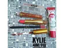  4  1,     ,- Kylie