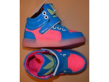 26 размер вес 0,38см, стелька 16см