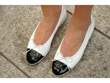 White-chanel-flats-5.jpg