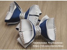 Резинки-бантики из репсовых лент.