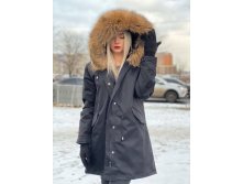 Парка 90см с мехом енота . утеплена бобриком. Р-ры 42-50  цена 13500  По акции 10500