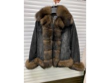 Джинсовая куртка  с мехом  РАСПРОДАЖА!!!  8000р