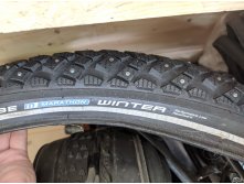 Schwalbe Marathon Winter Plus 28" Wired Spike Tyre 28x2.0