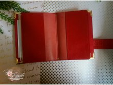 Яркий,сочный Женский холдер для документов .