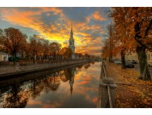 Sankt-peterburg-osen-oblaka.jpg