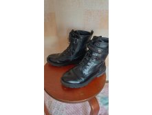 Ботинки демисезон Р. 35