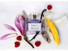 BALDESSARINI BELLA LILAC DIAMOND edp lady.jpg