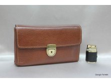 Br 0208 01 brown.jpg