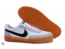 Nike кеды 1353р.