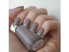 Essie Chinchilly.JPG