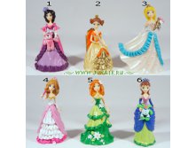 7004038_6533382_fresh_toys_visiting_the_princess.jpg