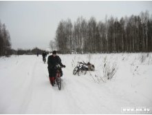 юра упал (задний фон)