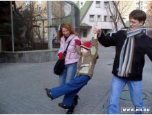 С папой весело гулять!